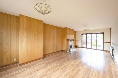 3 bedroom semi-detached house for sale - Lawn Avenue, Woodlands, Doncaster