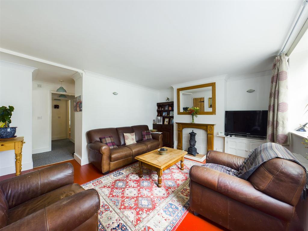 Kings Arms Street, North Walsham 2 bed apartment £135,000