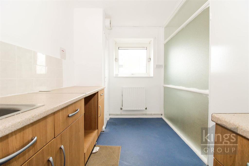 Rowley Gardens, London 2 bed flat for sale £250,000