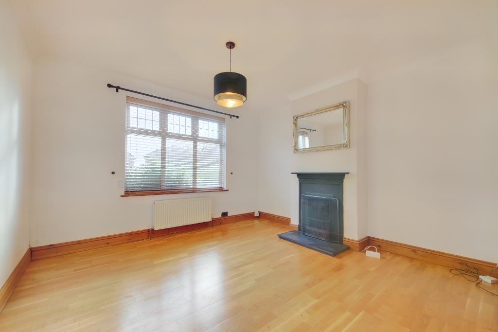 Harris Lane, Shenley 2 bed semidetached house £475,000