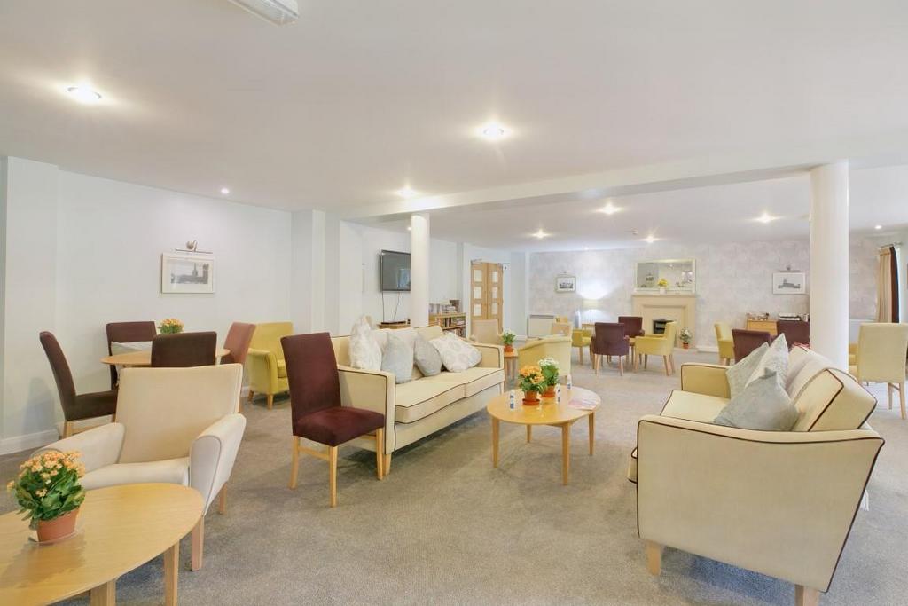 8525047-interior21 (Medium).jpg
