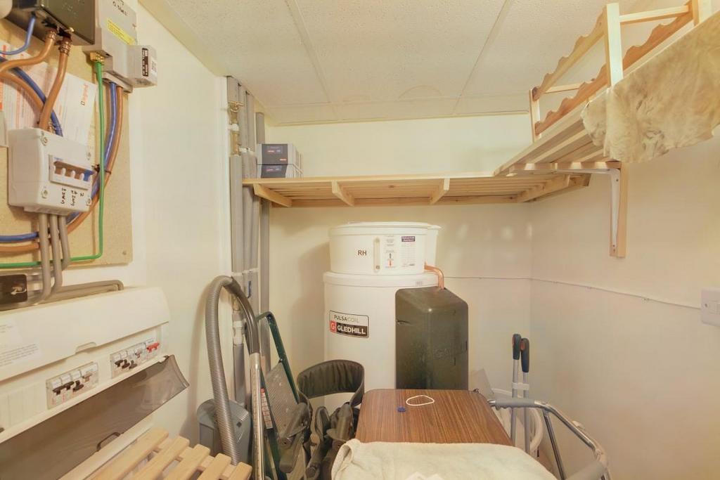 8525047-interior03 (Medium).jpg