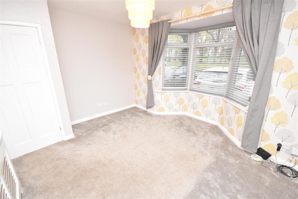 Walton Hall Avenue, Liverpool 3 bed terraced house £800 pcm (£185 pw)