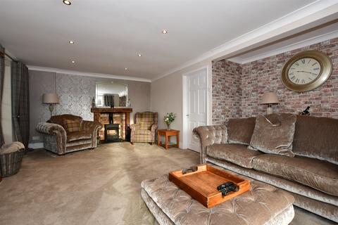South View Church Road, Hartley, Longfield, DA3 8DZ