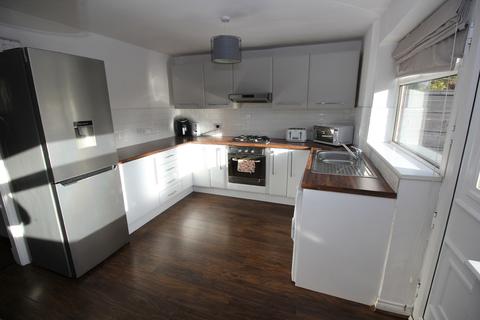 3 bedroom semi-detached house for sale - Hoy Drive Davyhulme