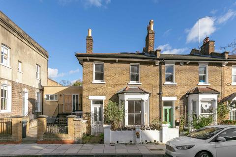 3 bedroom end of terrace house for sale, Holmesdale Road  Highgate London N6 5TQ