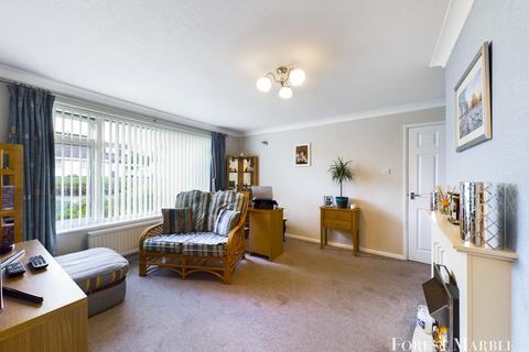 23 Broxburn Road, Warminster, BA12 8EX