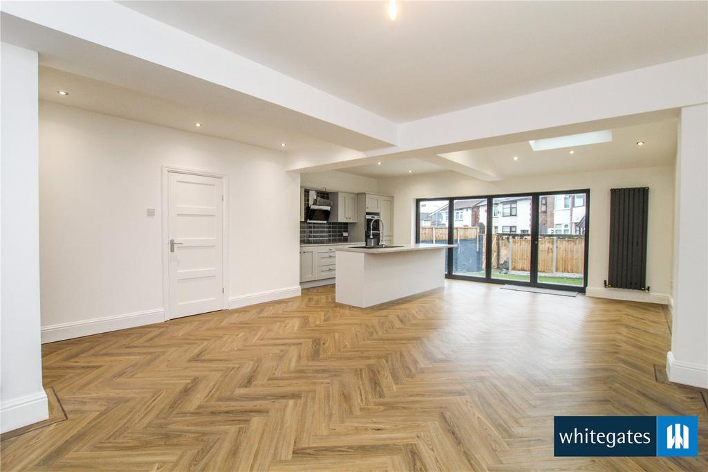 Kitchen/Dinning Area