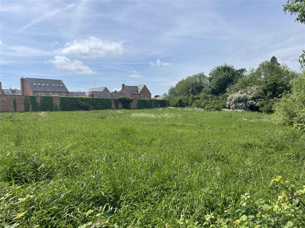 Barton Seagrave, Kettering, Northamptonshire, NN15 Land £100,000