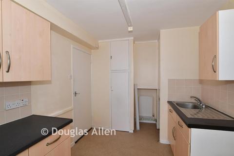 2 bedroom flat for sale, Hornchurch, Essex
