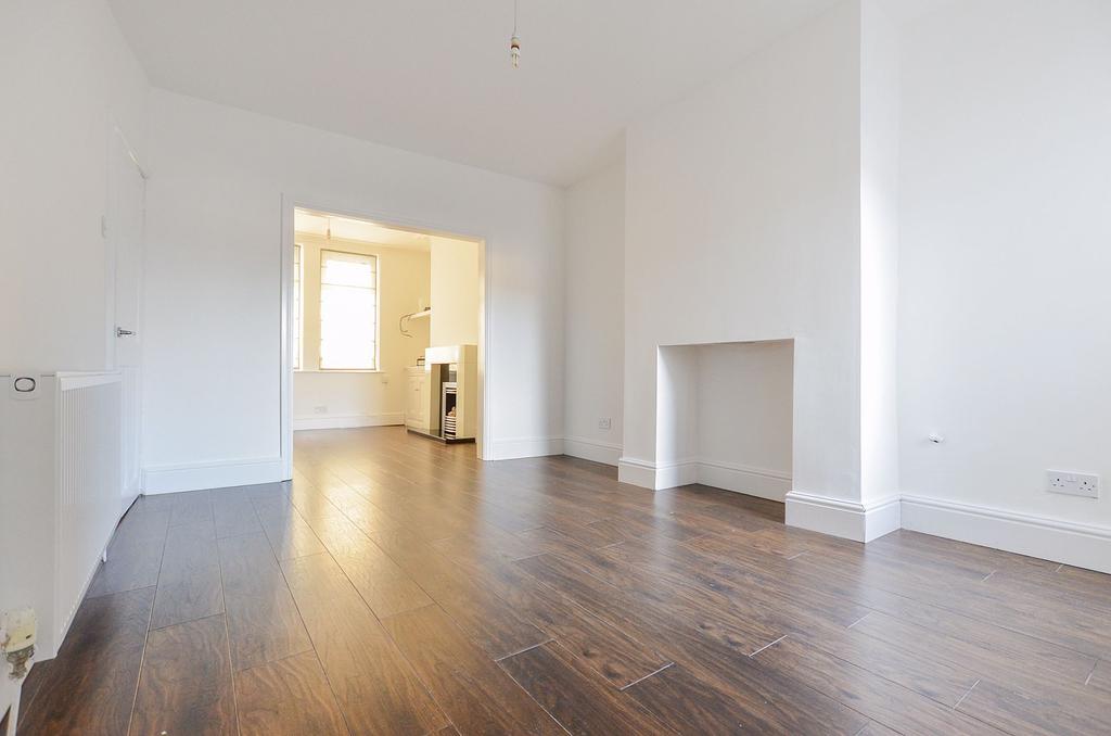 Balfour Street,Runcorn,WA7 4PH 2 bed terraced house £625 pcm (£144 pw)
