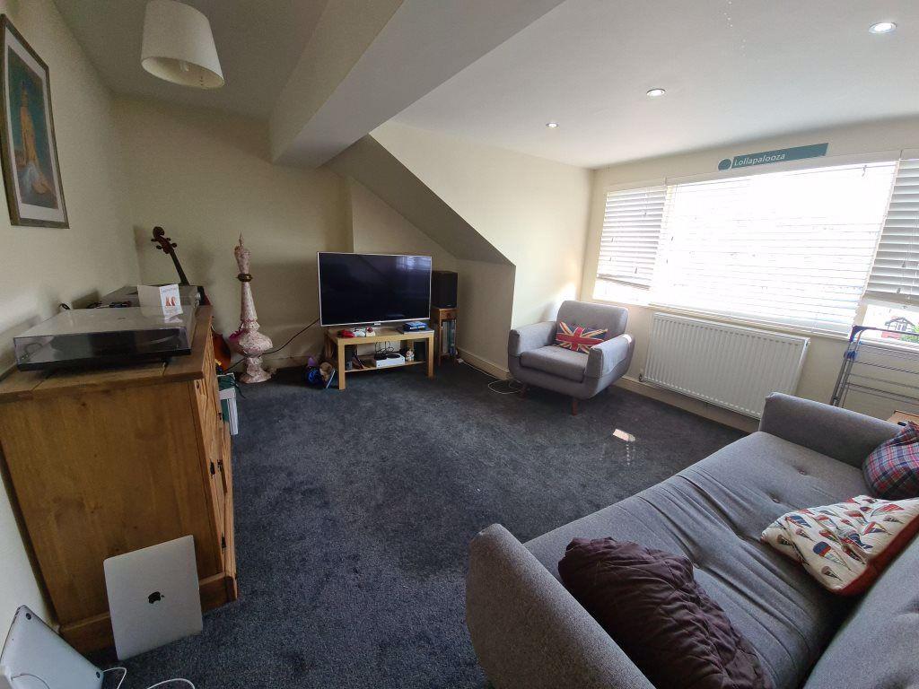 Hanover Square, Leeds 1 bed house £789 pcm (£182 pw)