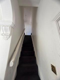3 bedroom semi-detached house to rent, Rochdale Road, Bury,