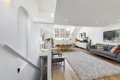 6 Godman Road, London, SE15 3SR