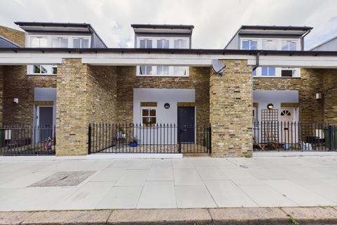 6 Godman Road, London, SE15 3SR
