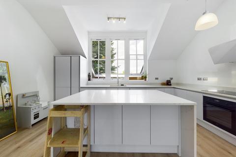 6 Godman Road, London, SE15 3SR