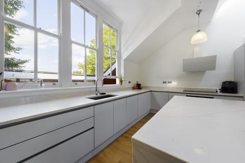 6 Godman Road, London, SE15 3SR