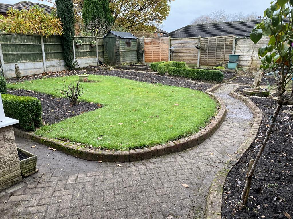 Balcarres Road, Leyland PR25 3 bed semidetached house £215,000