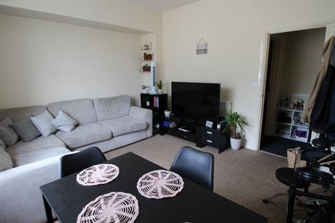 1 bedroom ground floor flat to rent, St Marys Square, Newmarket