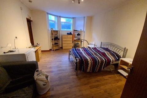 1 bedroom house to rent, Royal Park Terrace, Leeds