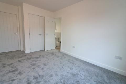 2 bedroom flat to rent - Milk Churn Way, Cedar Meadows, Woolmer Green, SG3