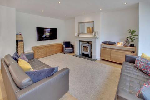 5 bedroom detached house for sale - Wokingham Road, Earley