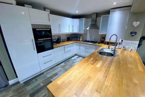 4 Bosworth Close, Northampton, NN4 8QR