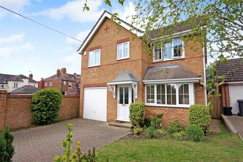 4 bedroom detached house to rent, Princes Close, Whitehill, Bordon, Hampshire, GU35