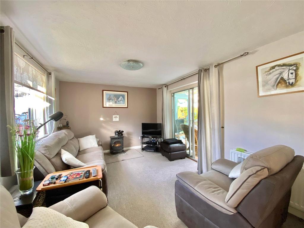 Philip Road, Blandford Forum, Dorset, DT11 3 bed bungalow £450,000