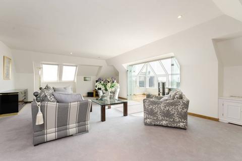 3 bedroom penthouse to rent - William Morris Way, Sands End, London, SW6