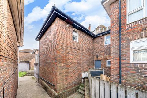 Flat 2, 2 Moresby Walk, London, SW8 3AU