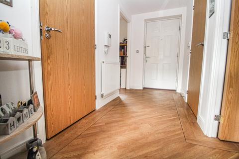 2 bedroom apartment to rent, Maxwell Road, Romford, Essex, RM7