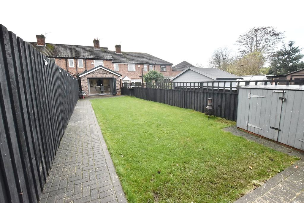 Caldecott Road, Blackley, Manchester, M9 2 bed terraced house £185,000