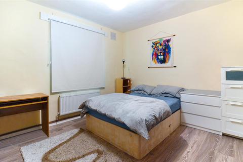 3 bedroom apartment for sale - Pakington House, Stockwell Gardens Estate, Stockwell, London, SW9