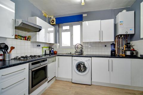 3 bedroom apartment for sale - Pakington House, Stockwell Gardens Estate, Stockwell, London, SW9
