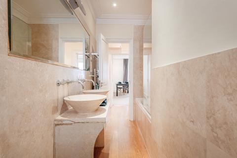 1ee Carlisle Place, London, SW1P 1NP