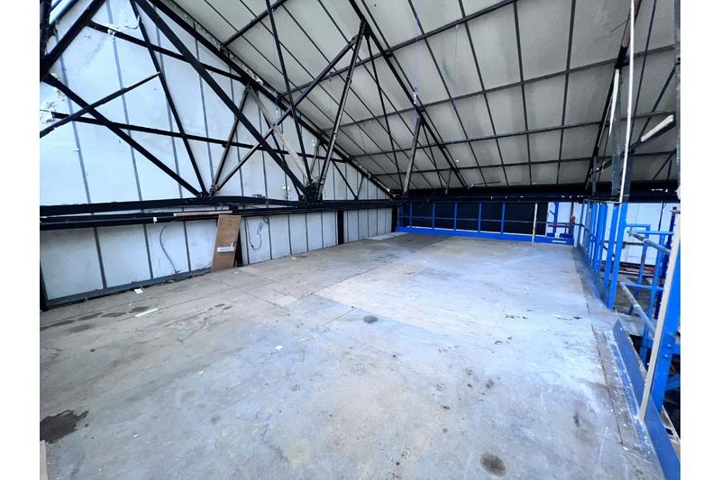 Brookside, Colne Way, Industrial Estate, Watford Property to rent £