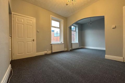 2 bedroom flat to rent - Frobisher Street, Hebburn, Tyne and Wear, NE31 2XB
