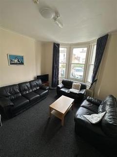 undefined, Room 1 Single Room- Acorn House, Russell Terrace, L/Spa, CV31 1HE