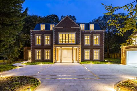 9 bedroom detached house for sale - Coombe Ridings, KT2