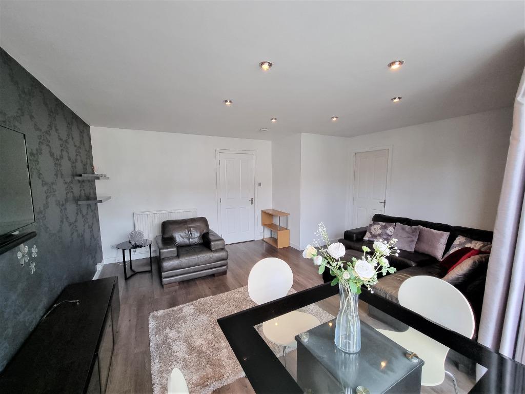 St Swithin Street, West End, Aberdeen, AB10 2 bed flat £800 pcm (£185 pw)