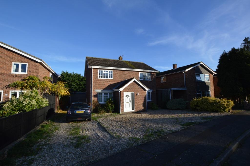 Primula Drive, Earlham, Norwich, NR4 6 bed detached house £2,850 pcm