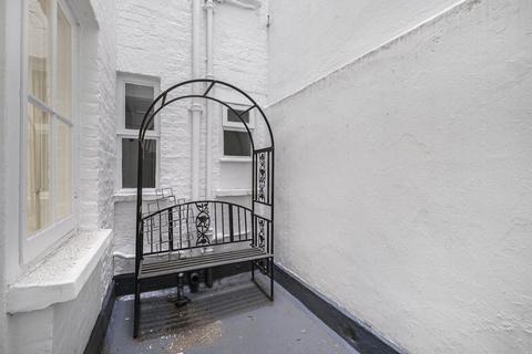 Office to rent, 32 Tavistock Street, London, WC2E 7PB
