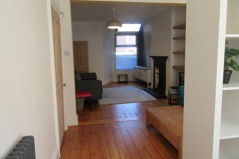 3 bedroom terraced house to rent, Carlton Street, Old Trafford, Manchester. M16 7QU