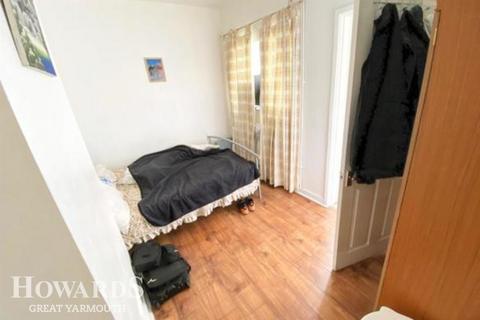 2 bedroom end of terrace house for sale - Alma Road, Great Yarmouth
