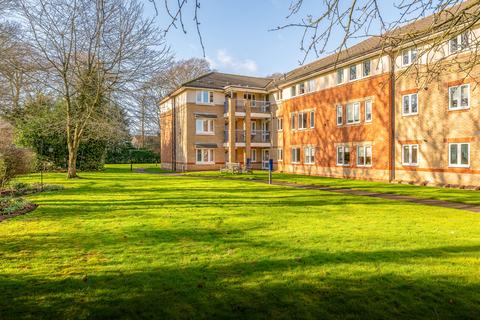 2 bedroom flat for sale, 48 Minster Court, Bracebridge Heath, Lincoln, Lincolnshire, LN4 2TS