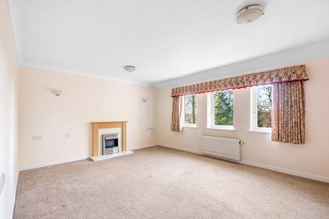 2 bedroom flat for sale, 48 Minster Court, Bracebridge Heath, Lincoln, Lincolnshire, LN4 2TS