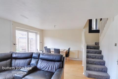 3 bedroom end of terrace house for sale - Hill Top Avenue, Winsford