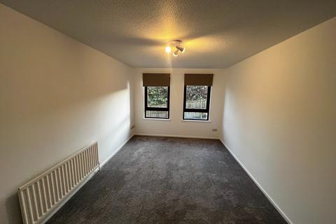 2 bedroom flat to rent, Clyde Street, Camelon, FK1