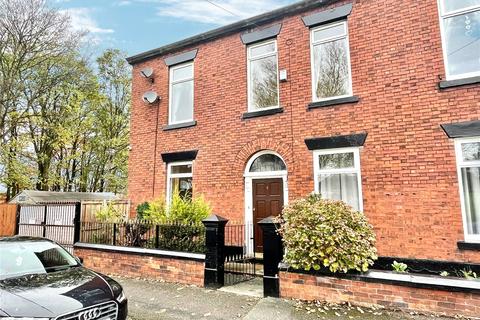 4 bedroom semi-detached house for sale - Shaw Street, Royton, Oldham, Greater Manchester, OL2